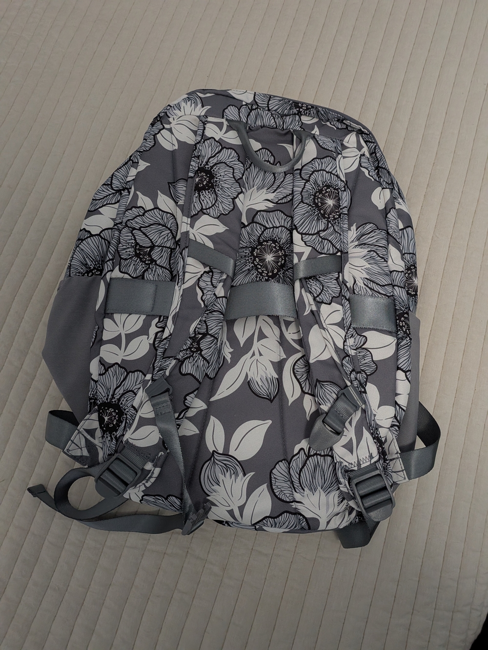 Vera Bradley Gray and White Floral Backpack - Picture 5 of 5